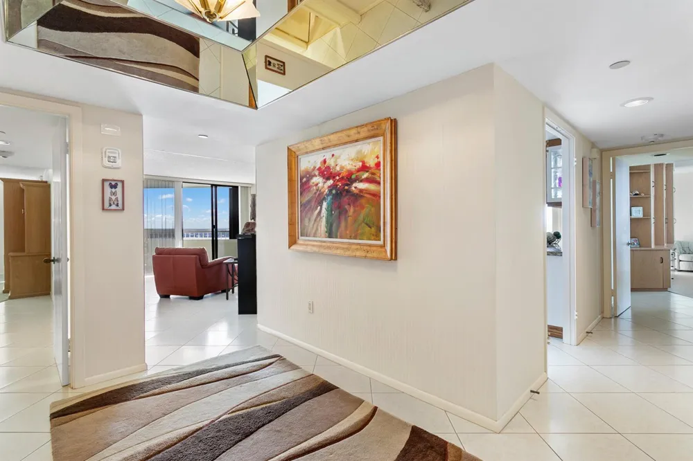 5070 Ocean Drive #21c Singer Island, FL 33404