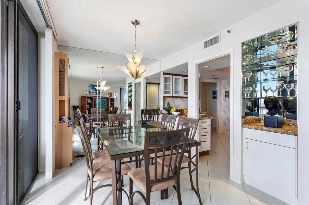 5070 Ocean Drive #21c Singer Island, FL 33404