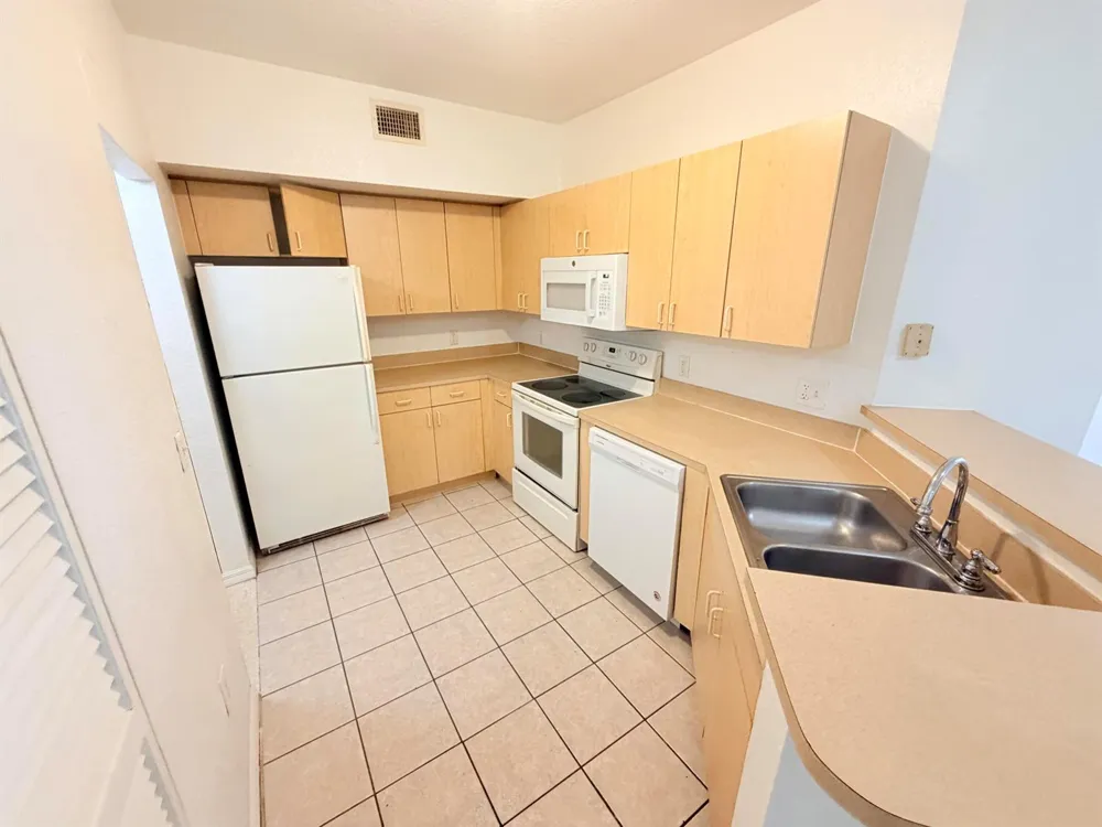 1302 Belmont Lane #1302 North Lauderdale, FL 33068