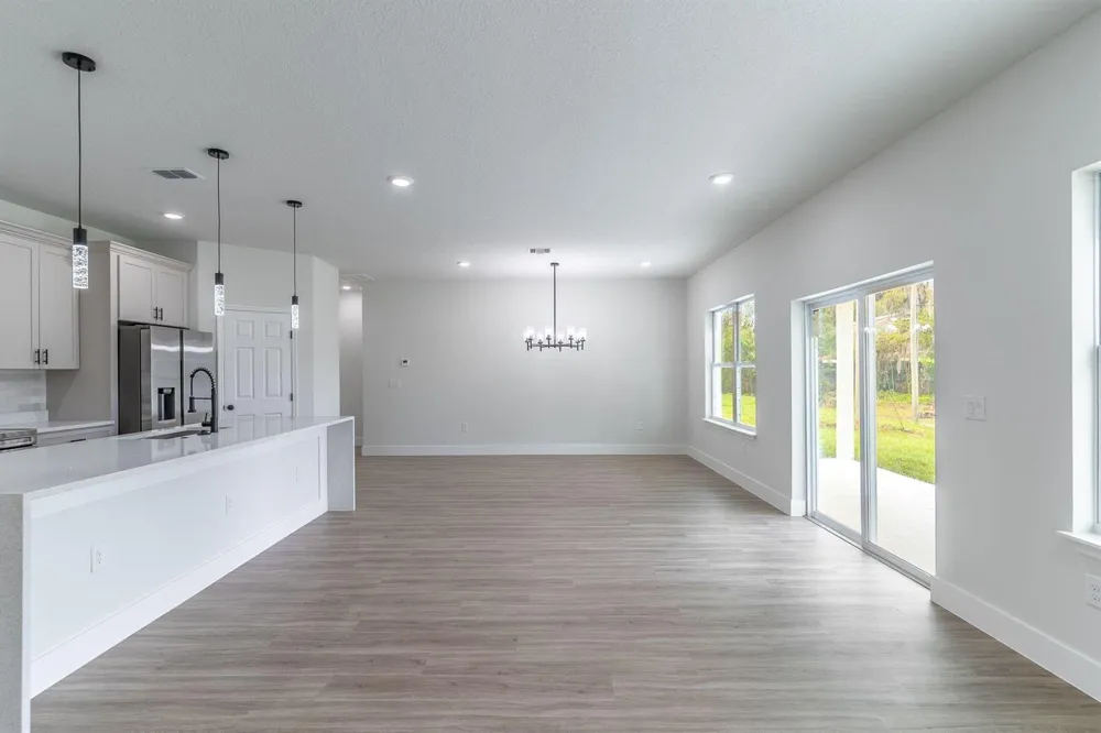 983 NW Pace Dr Drive NW Palm Bay, FL 32907