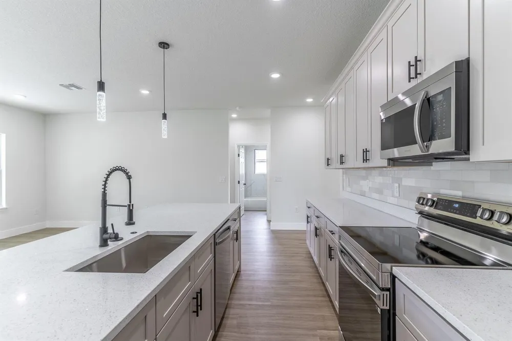 983 NW Pace Dr Drive NW Palm Bay, FL 32907