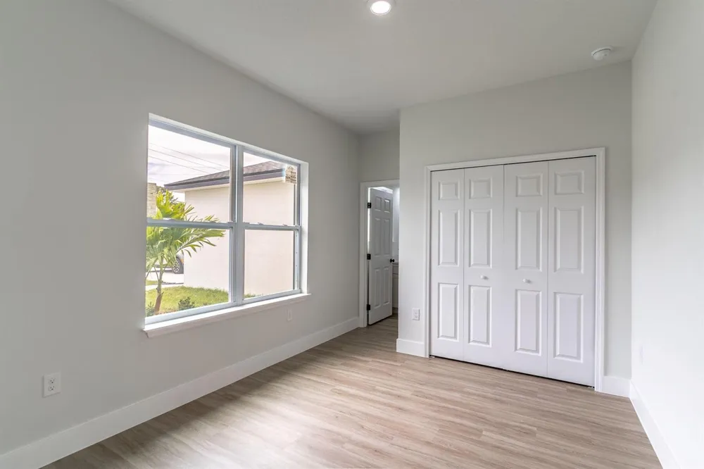 983 NW Pace Dr Drive NW Palm Bay, FL 32907