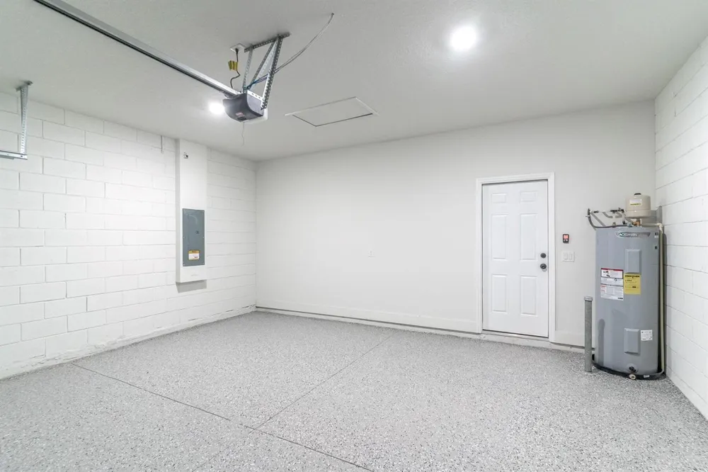 983 NW Pace Dr Drive NW Palm Bay, FL 32907