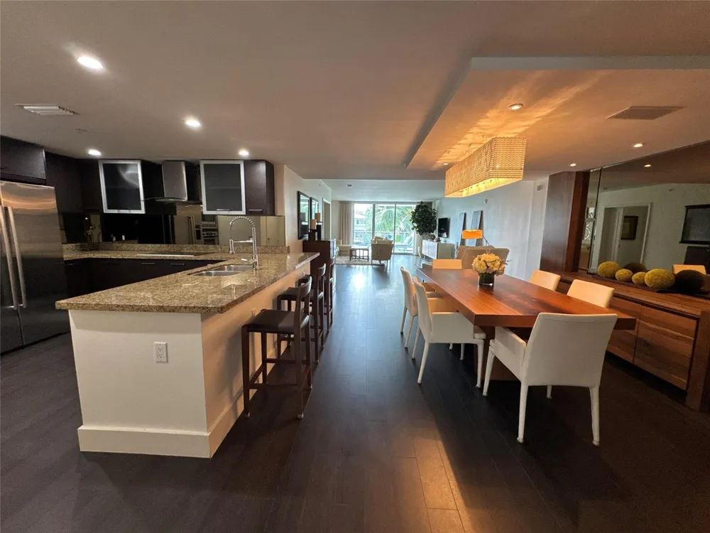 9400 W Bay Harbor Drive #202 Bay Harbor Islands, FL 33154