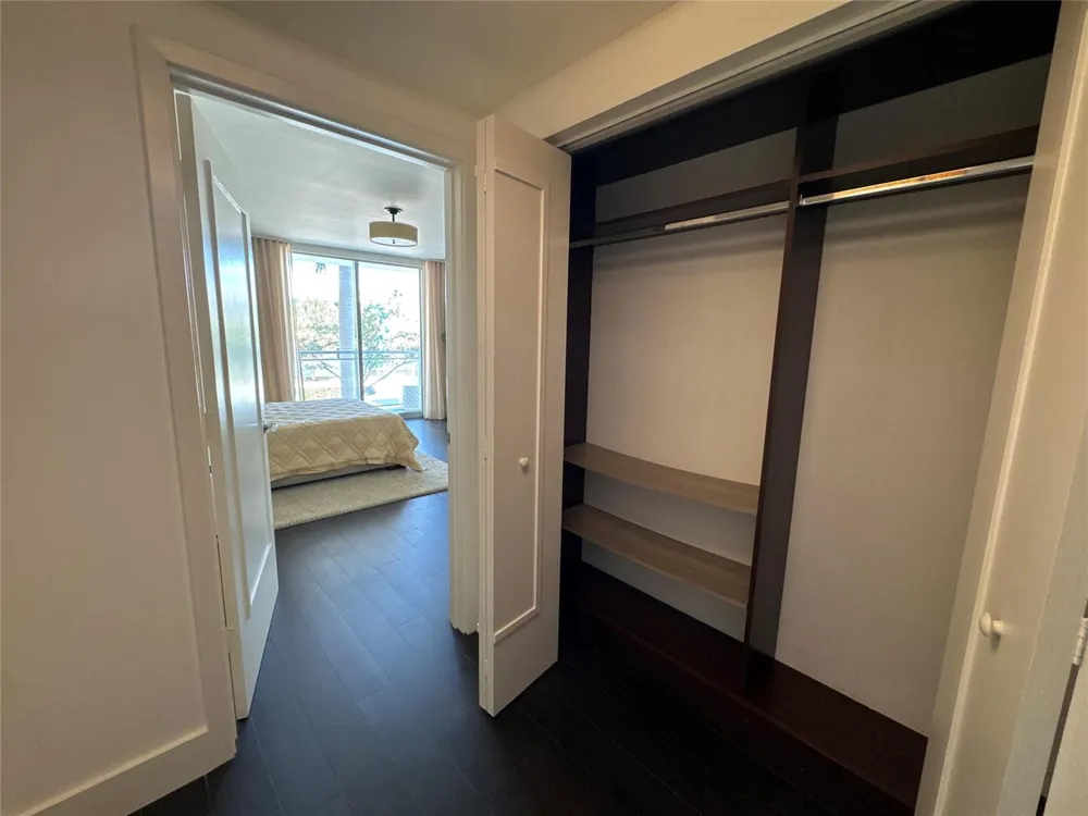 9400 W Bay Harbor Drive #202 Bay Harbor Islands, FL 33154