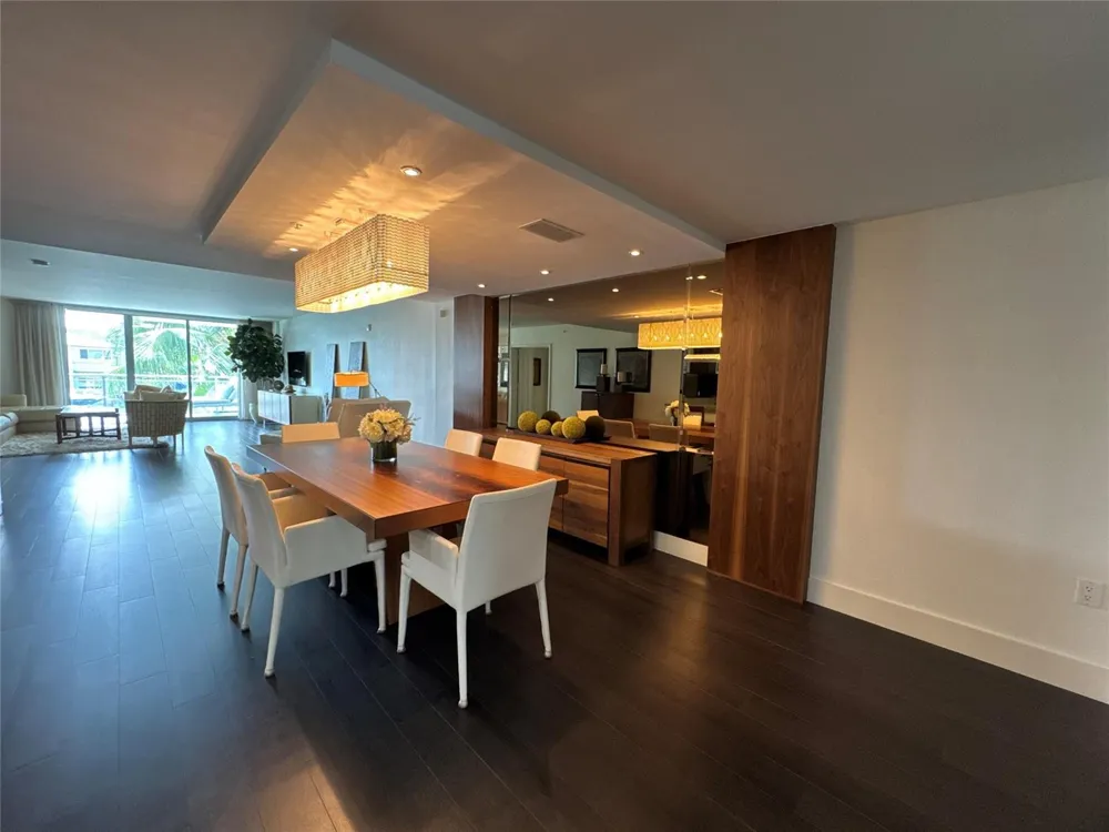 9400 W Bay Harbor Drive #202 Bay Harbor Islands, FL 33154