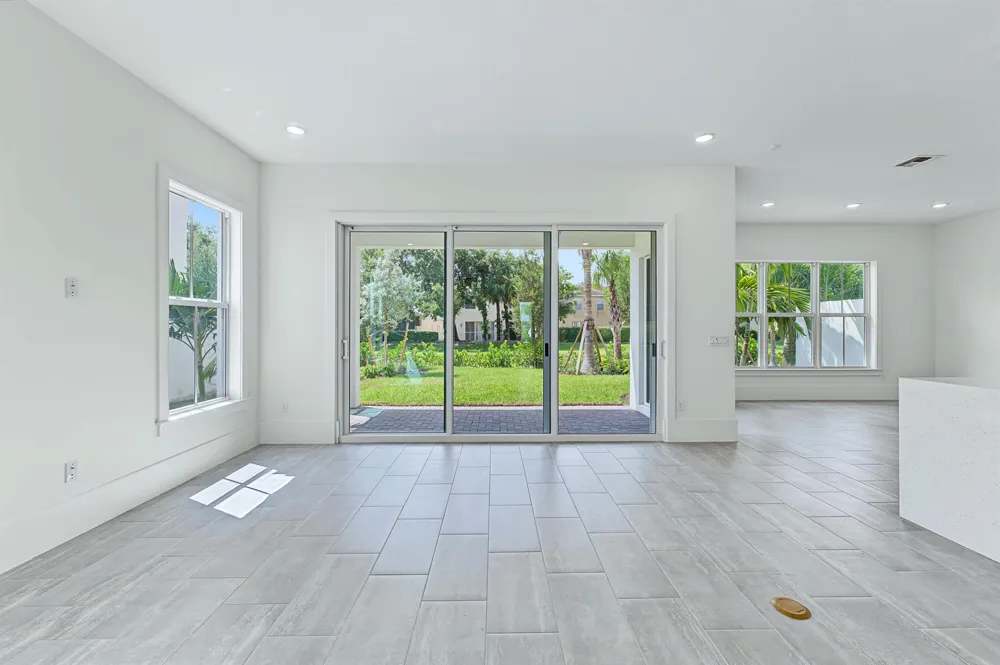 138 Parkside Way #10 Royal Palm Beach, FL 33414