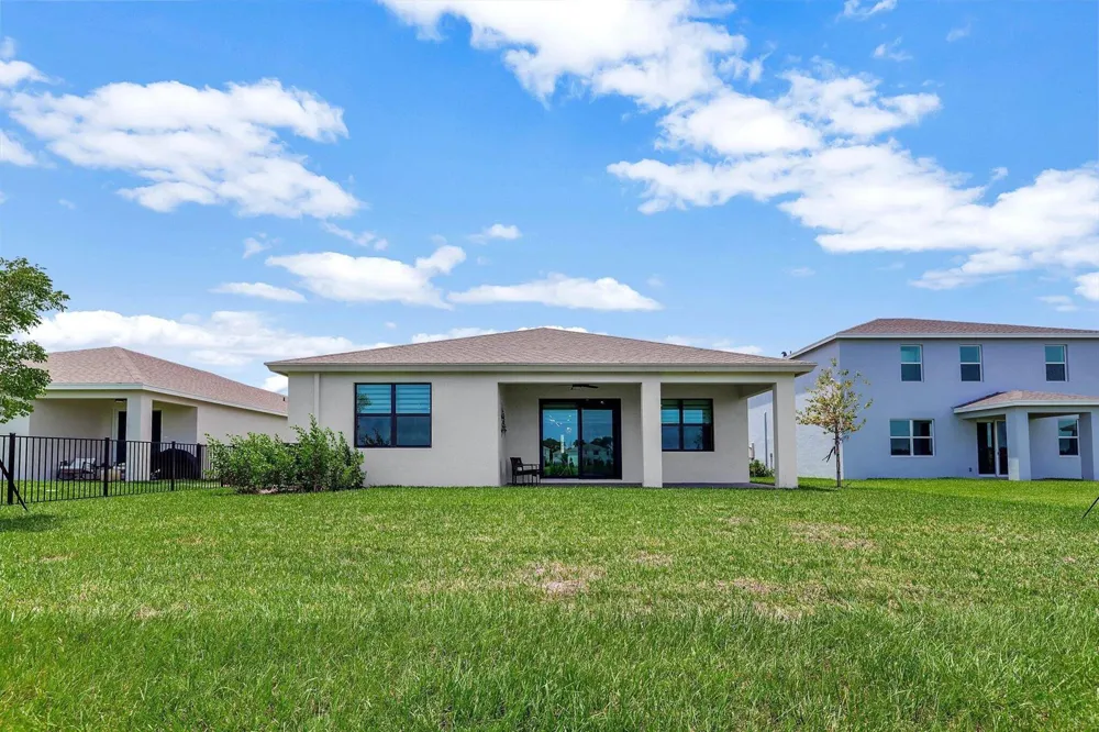 5795 SE Sky Blue Circle Stuart, FL 34997
