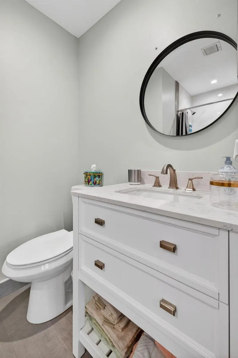 3250 NE 12th Street NE #6 Pompano Beach, FL 33062