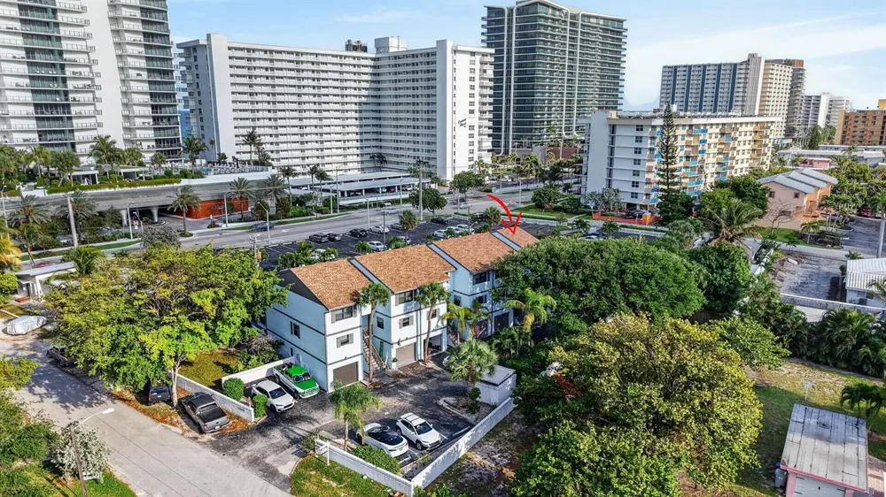 3250 NE 12th Street NE #6 Pompano Beach, FL 33062