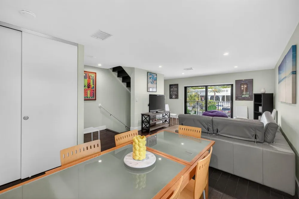 3250 NE 12th Street NE #6 Pompano Beach, FL 33062