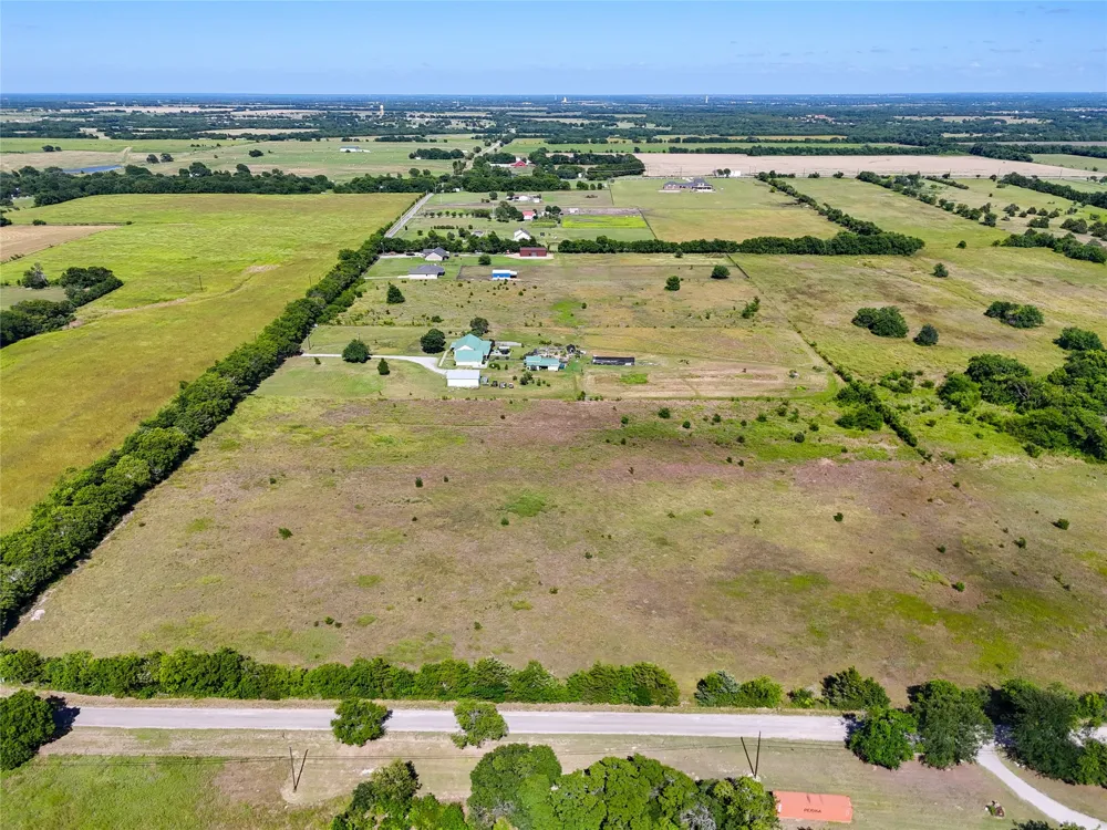 Knothole Road Whitewright, TX 75491