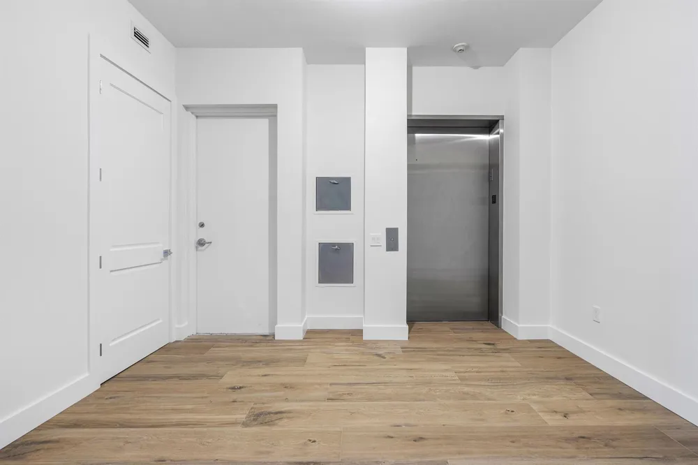 180 Lake Drive #2-302 Singer Island, FL 33404