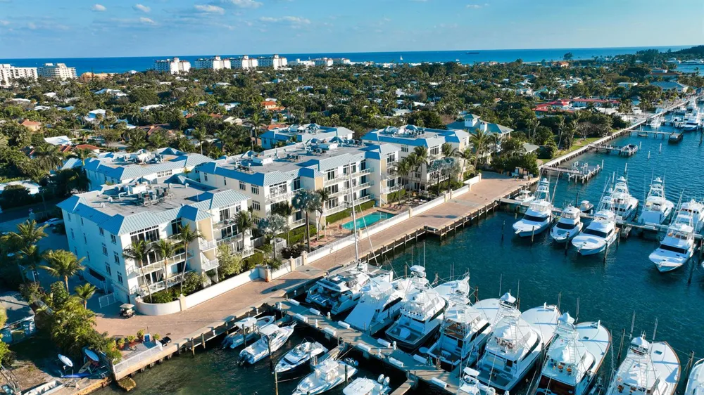 180 Lake Drive #2-302 Singer Island, FL 33404