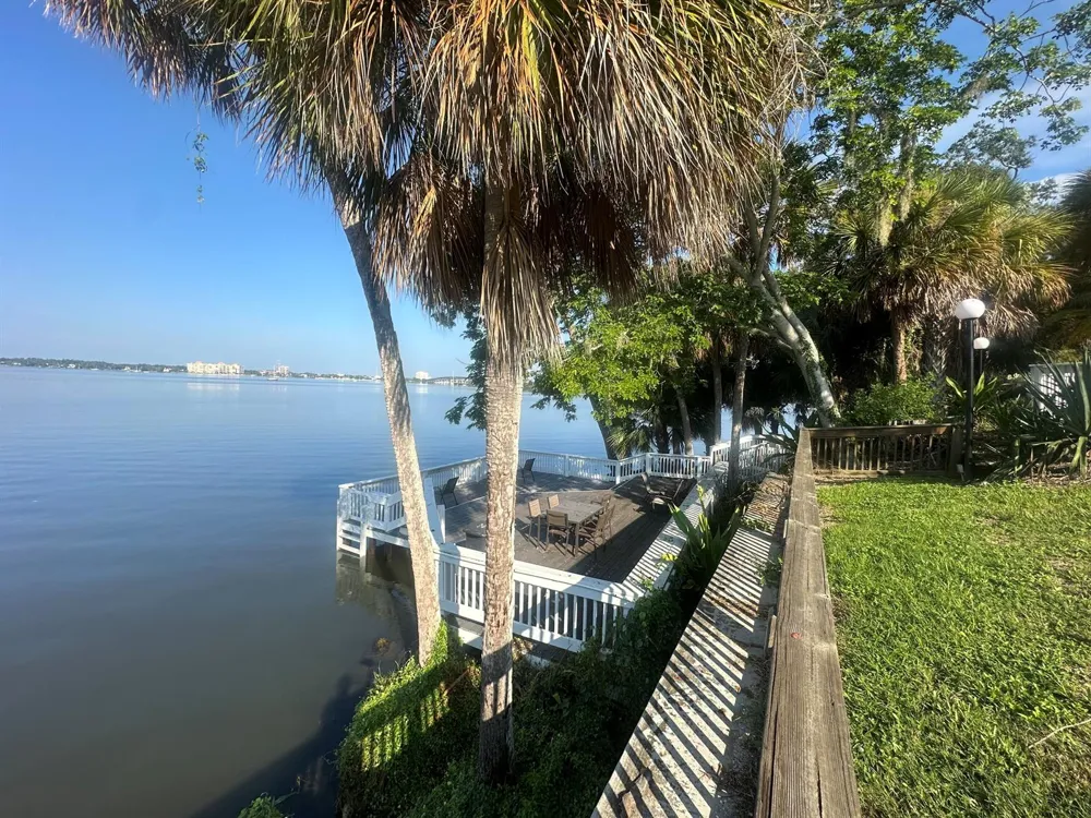 225 S Tropical Trail #316 Merritt Island, FL 32952