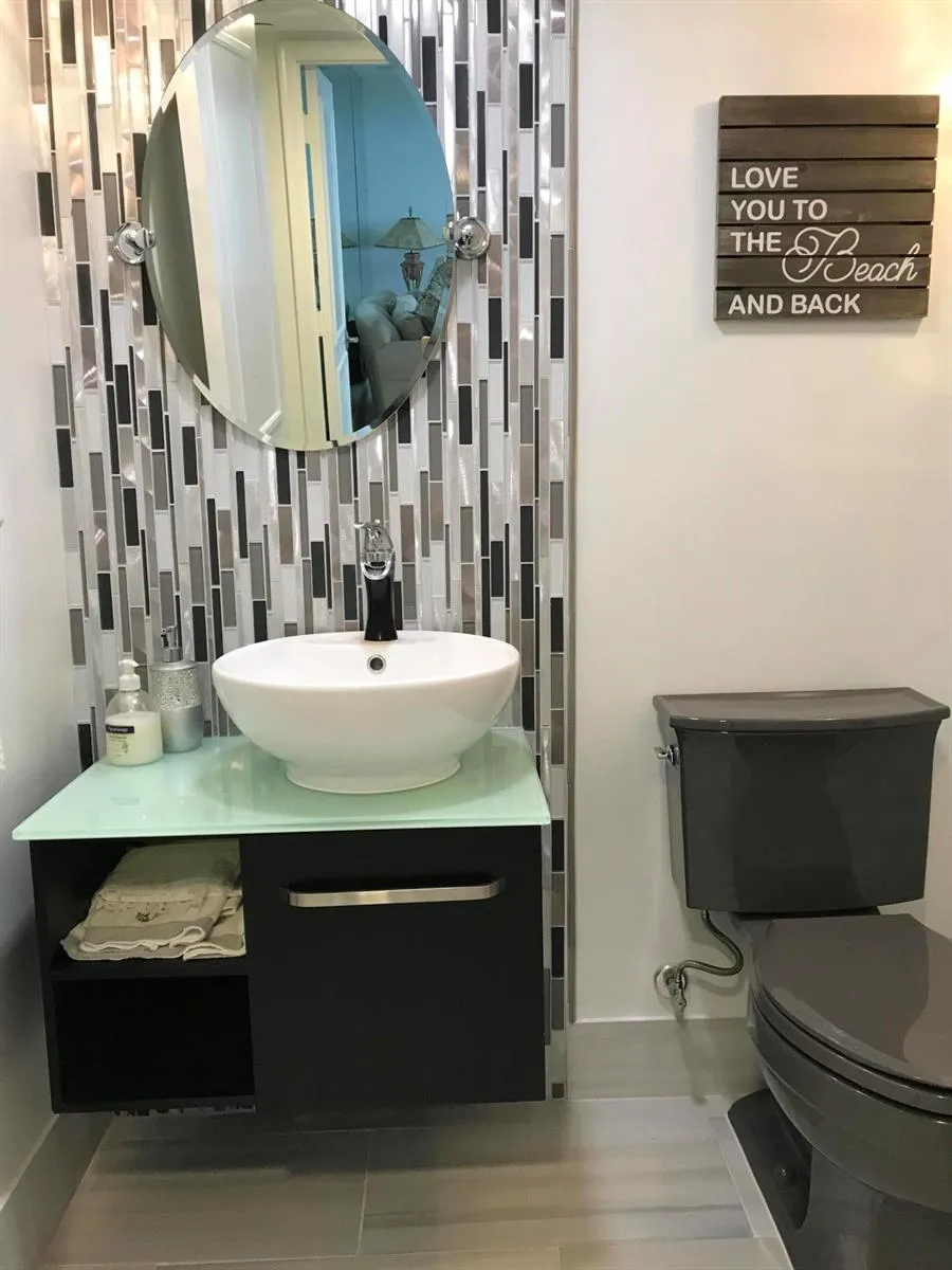 3560 S Ocean Boulevard #301 South Palm Beach, FL 33480