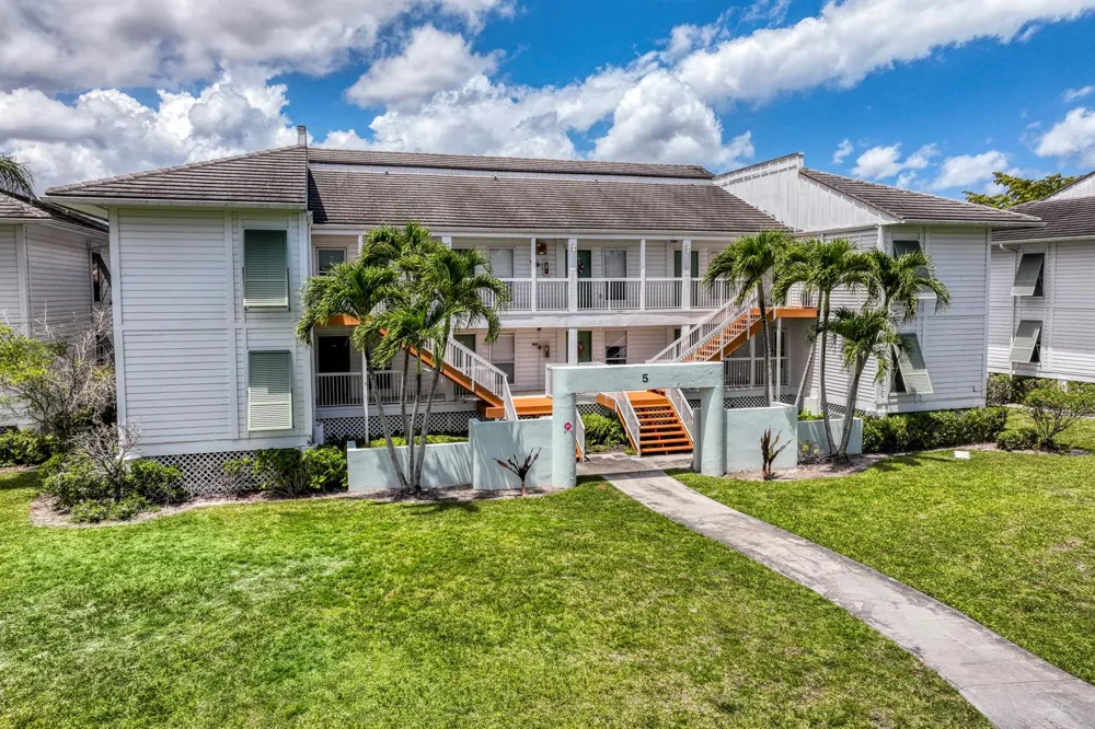 170 Cypress Point Drive Palm Beach Gardens, FL 33418