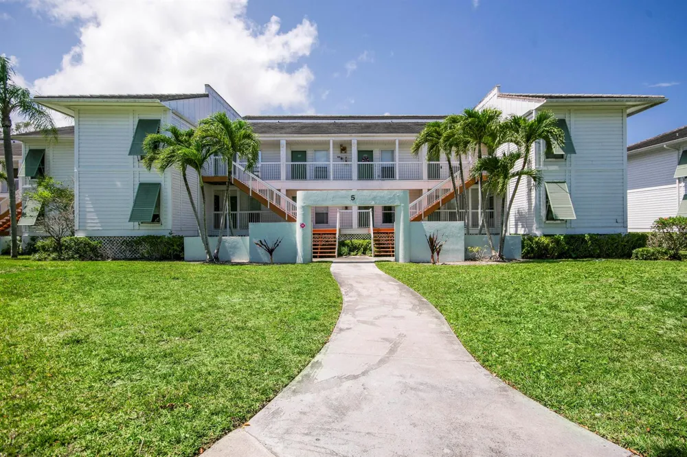 170 Cypress Point Drive Palm Beach Gardens, FL 33418