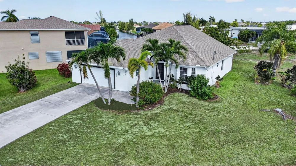 2902 SW 17th Avenue Cape Coral, FL 33914