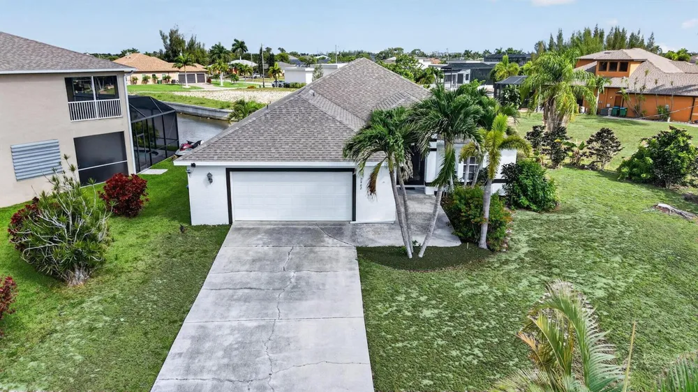 2902 SW 17th Avenue Cape Coral, FL 33914