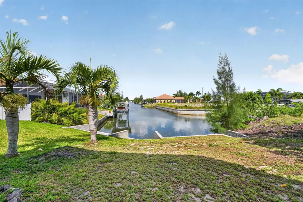 2902 SW 17th Avenue Cape Coral, FL 33914