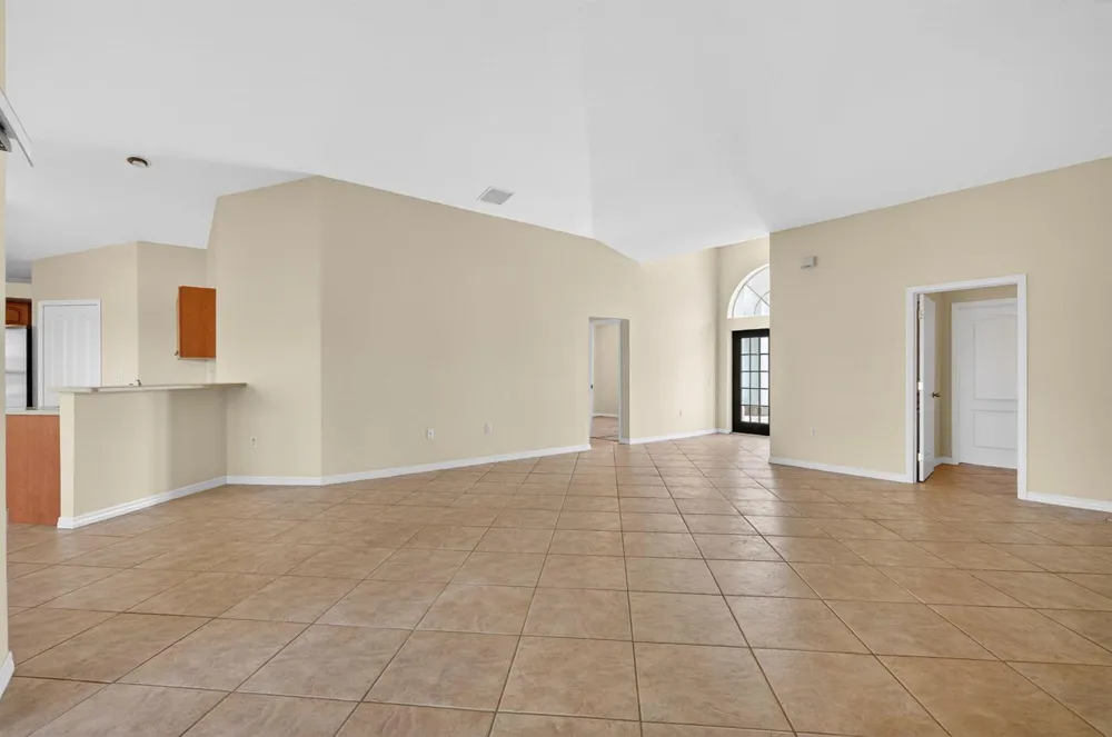2902 SW 17th Avenue Cape Coral, FL 33914