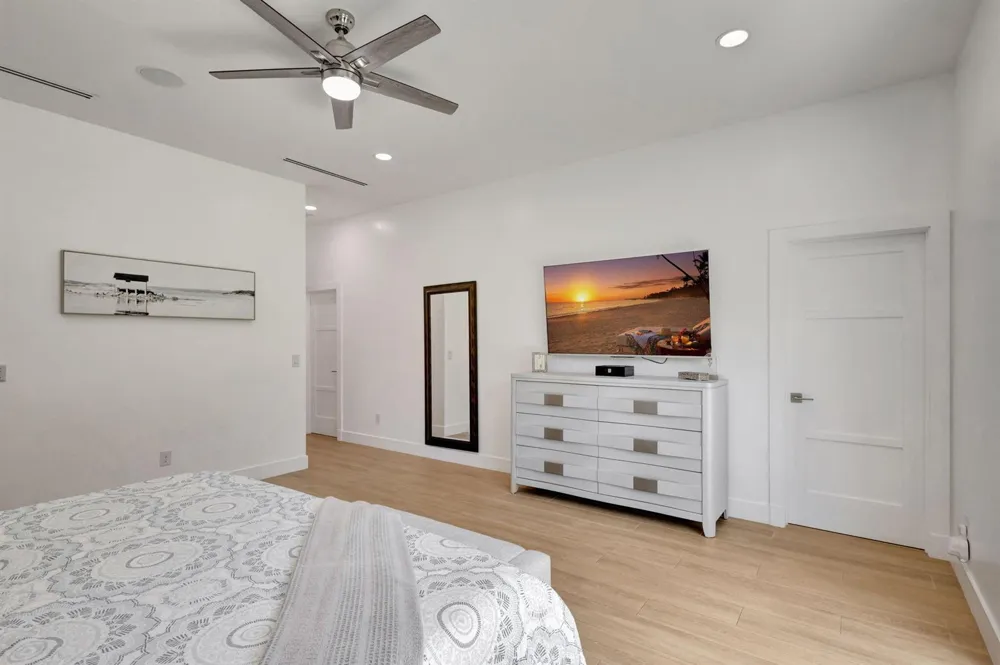 12952 Drayton Road SE North Palm Beach, FL 33408