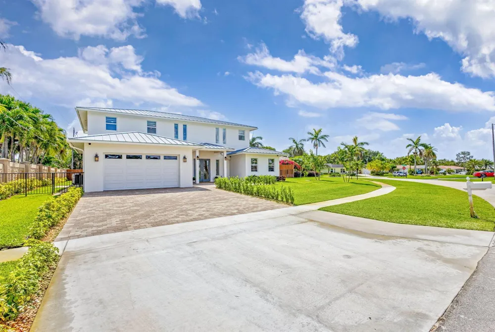 12952 Drayton Road SE North Palm Beach, FL 33408
