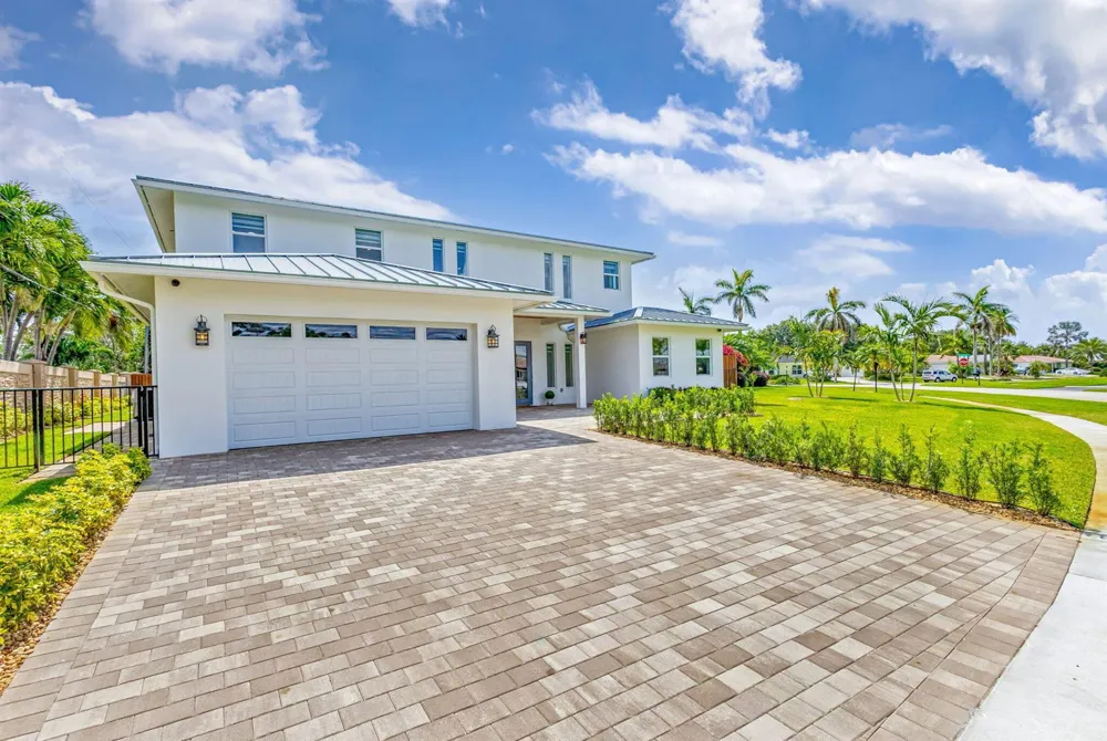 12952 Drayton Road SE North Palm Beach, FL 33408