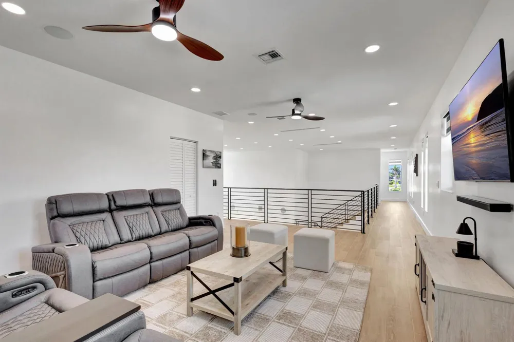 12952 Drayton Road SE North Palm Beach, FL 33408