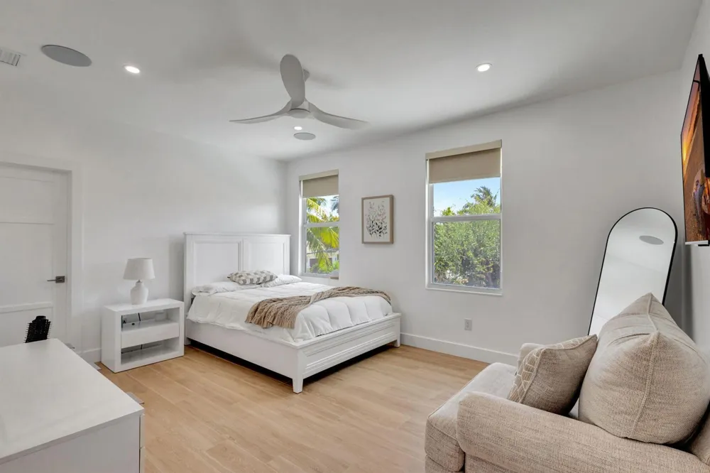 12952 Drayton Road SE North Palm Beach, FL 33408
