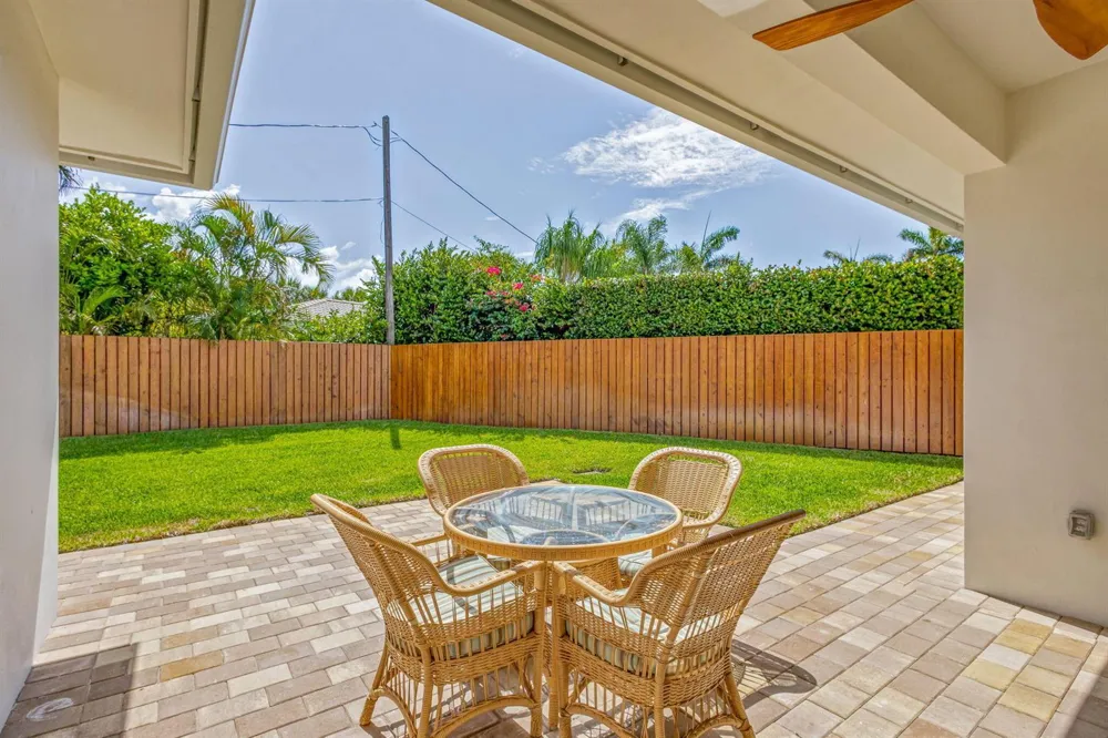 12952 Drayton Road SE North Palm Beach, FL 33408