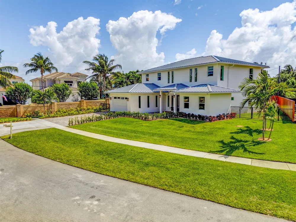 12952 Drayton Road SE North Palm Beach, FL 33408