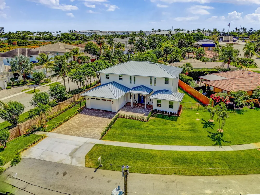 12952 Drayton Road SE North Palm Beach, FL 33408