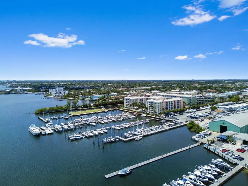 804 E Windward Way #120 Lantana, FL 33462