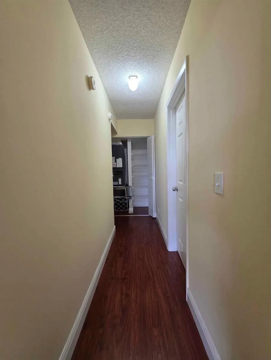 3928 Victoria Drive West Palm Beach, FL 33406