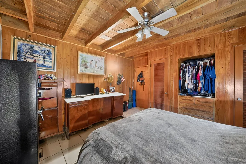 9290 Orange Avenue Fort Pierce, FL 34945