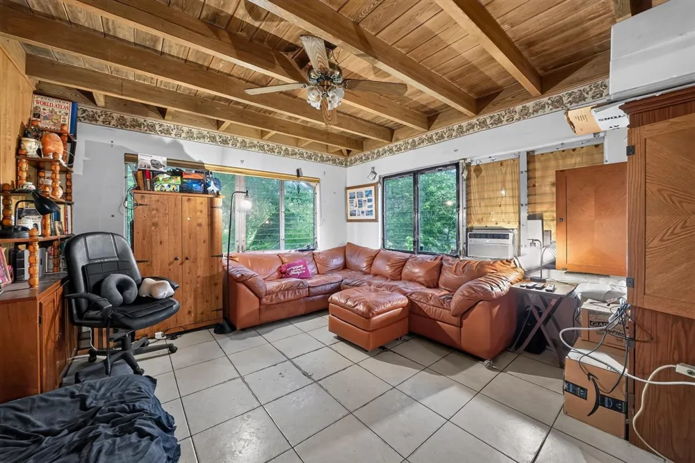 9290 Orange Avenue Fort Pierce, FL 34945