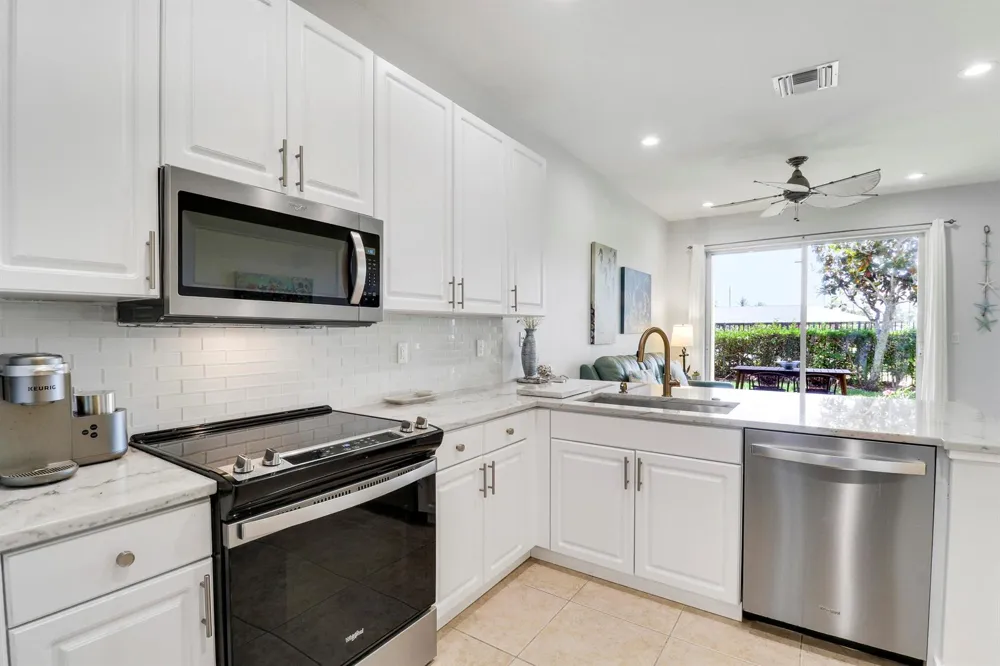 1604 Mariner Bay Boulevard Hutchinson Island, FL 34949