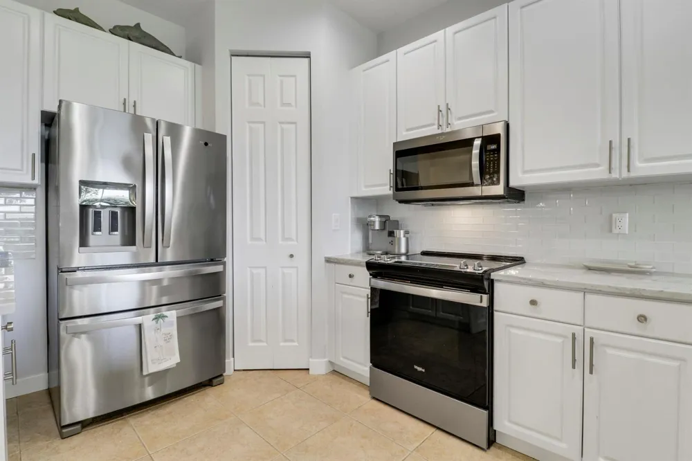 1604 Mariner Bay Boulevard Hutchinson Island, FL 34949