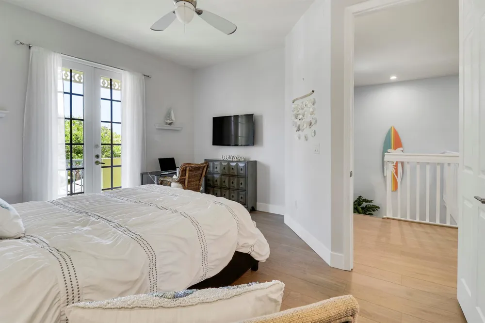 1604 Mariner Bay Boulevard Hutchinson Island, FL 34949