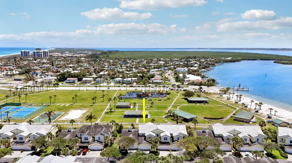 1604 Mariner Bay Boulevard Hutchinson Island, FL 34949