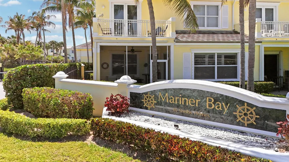 1604 Mariner Bay Boulevard Hutchinson Island, FL 34949
