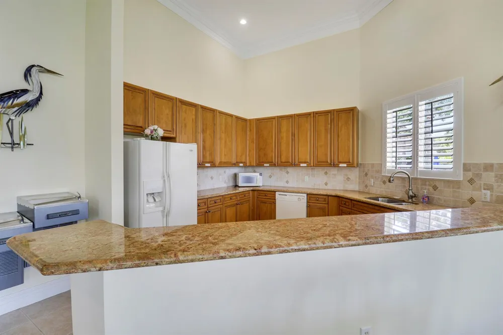 1604 Mariner Bay Boulevard Hutchinson Island, FL 34949
