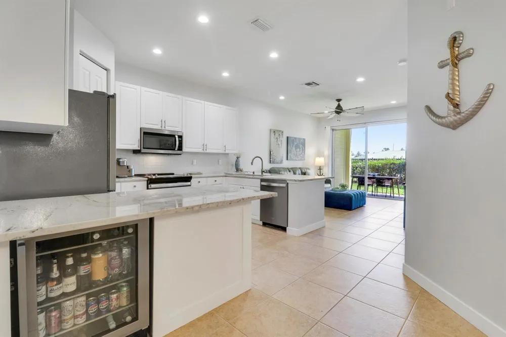 1604 Mariner Bay Boulevard Hutchinson Island, FL 34949