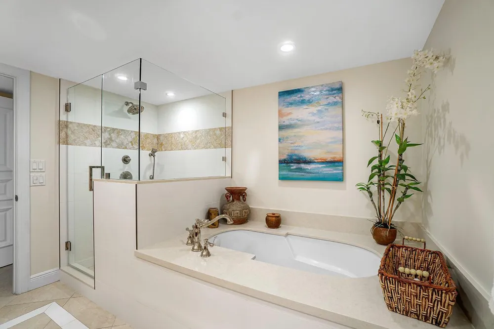 5080 Ocean Drive #19d Singer Island, FL 33404