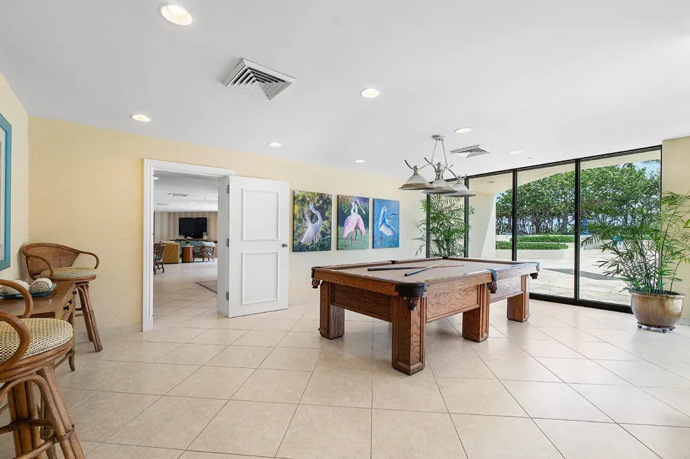 5080 Ocean Drive #19d Singer Island, FL 33404