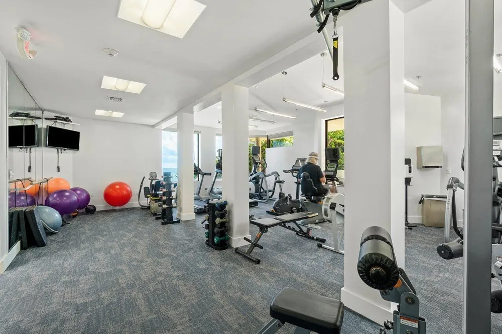 5080 Ocean Drive #19d Singer Island, FL 33404