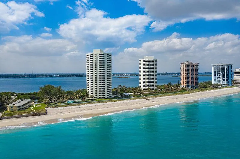 5080 Ocean Drive #19d Singer Island, FL 33404
