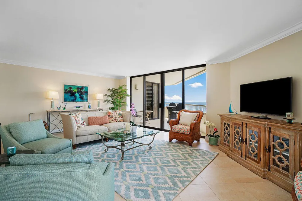 5080 Ocean Drive #19d Singer Island, FL 33404